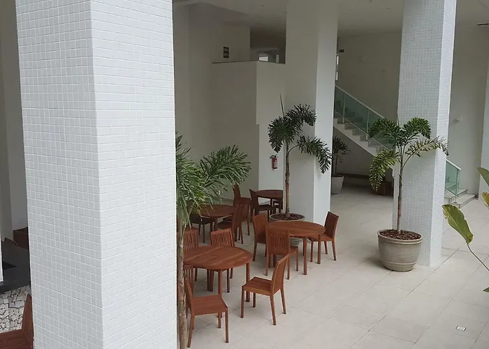 em Ubatuba - Praia Grande com Wifi gratuito, rede de proteção e todo conforto que você merece